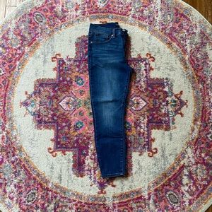 Lucky Brand Mid Rise Crop Ava Jeans